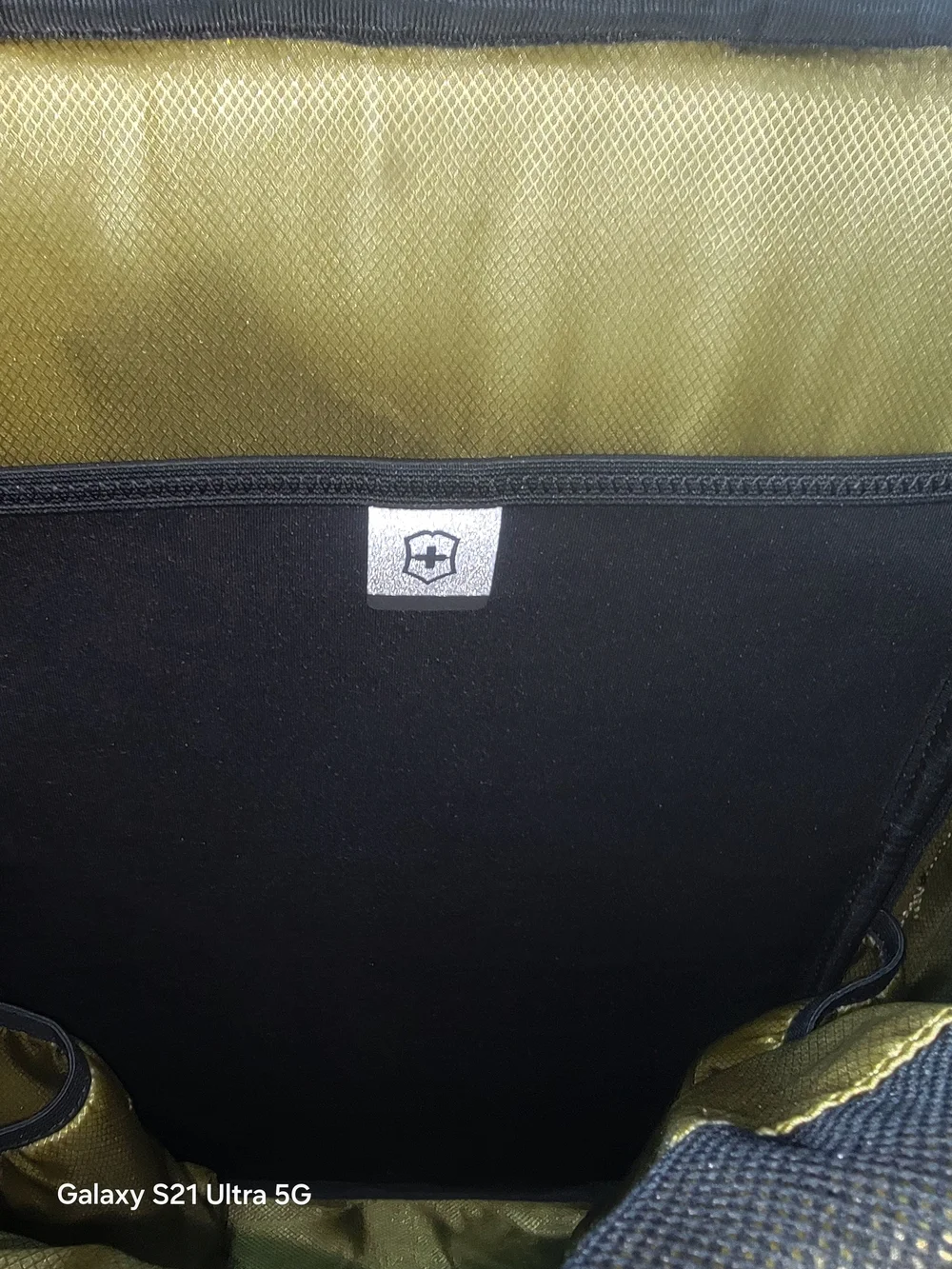 Victorinox Vx Touring 25 L anthcacite  Backpack Black &grey Murder Mystery Logo